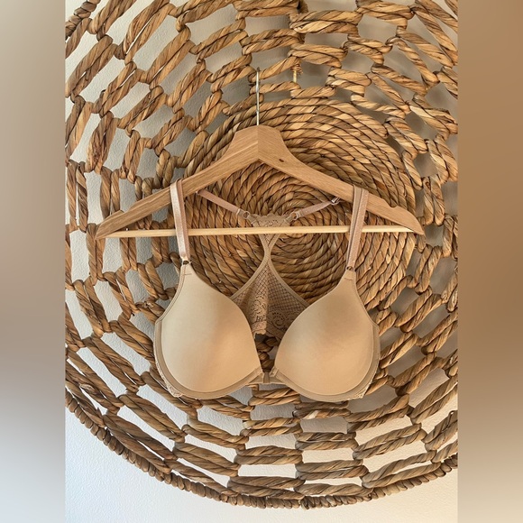 Maidenform Lace Racerback Bra - Picture 3 of 12